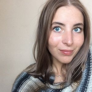 Meet your Posher, Lexine